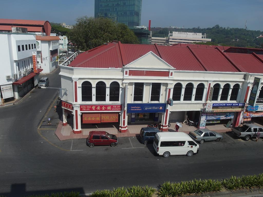 Silverwood Inn Miri Εξωτερικό φωτογραφία