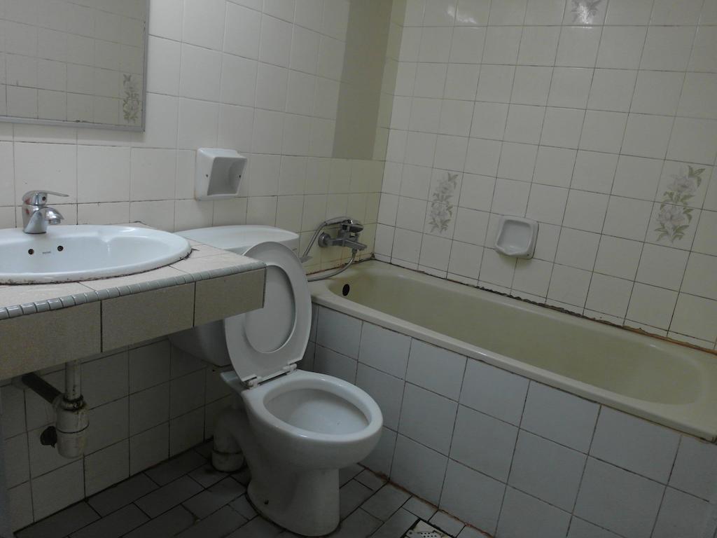 Silverwood Inn Miri Εξωτερικό φωτογραφία